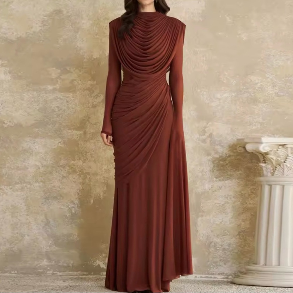 Many prom/ Evening Gowns and accessories available - Picture 4 of 16